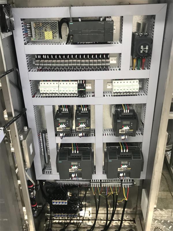 Gabinete eléctrico de control PLC