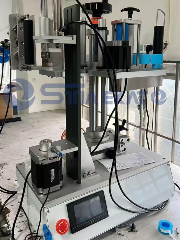 Semi-automatic labeling machine for round and square bottles